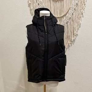 Zella Black Puffer Vest